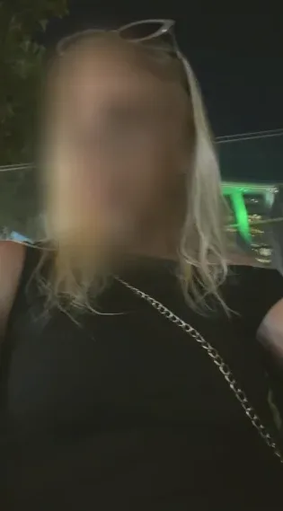 Astrid, 18