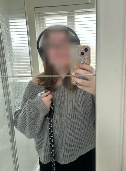 Jasmin, 23