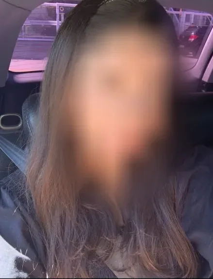 Laura, 28