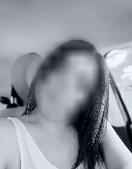 Nora, 31