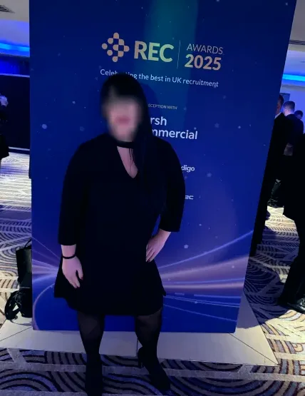 Simone, 31