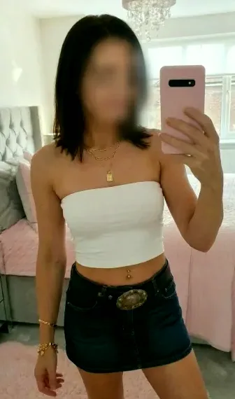 Sofia, 24