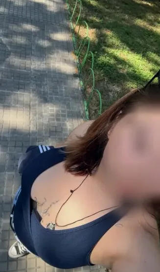 Thea, 22