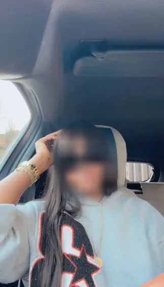 Tina, 36